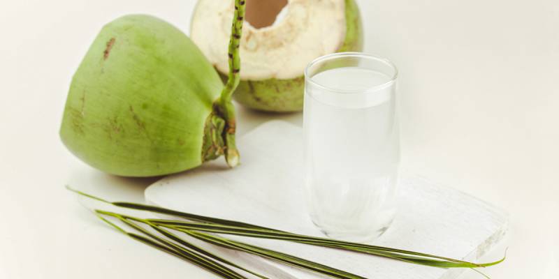 Coconut Water | The 100% natural isotonic summer drink
